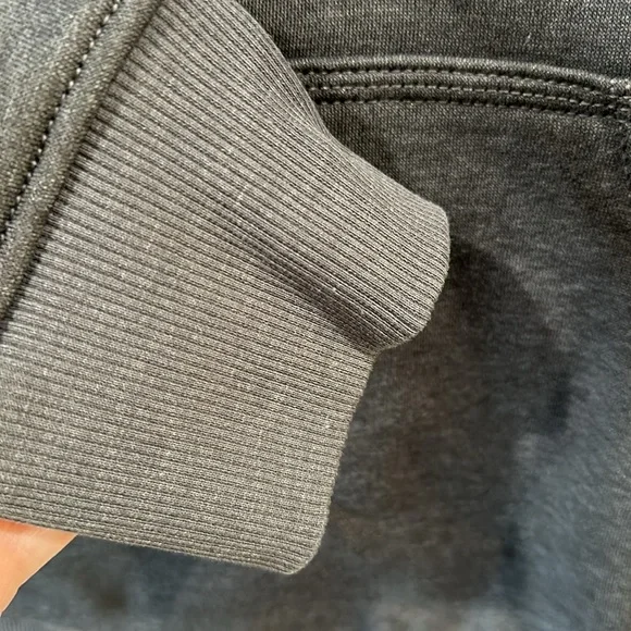 Carhartt Hoodie Relaxed Fit Size L 12-14 - Picture 5 of 5